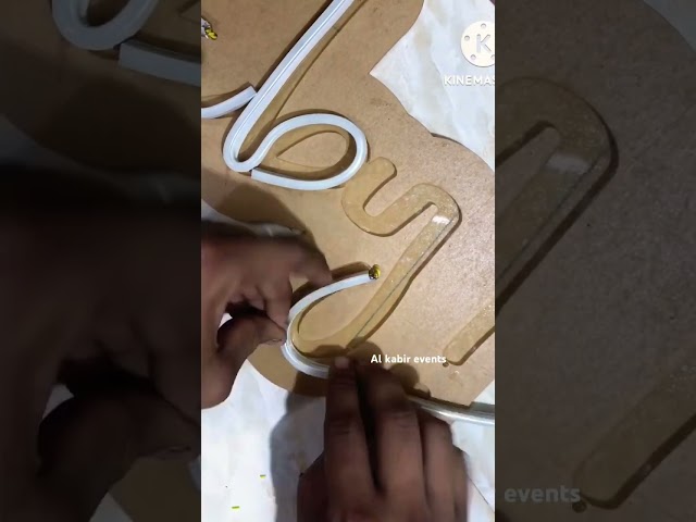 Vídeo relacionado con GRCFUMO Luz de neón, luz de neón Oh Baby, luz de neón alimentada por USB, luz de neón acrílica, decoración de pared para bar, boda, vacaciones, fiesta, cumpleaños, baby shower (luz cálida)