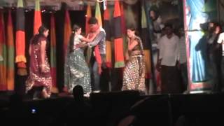 Download lagu New recording dance 2014 | Tamil record dance adal padal 2014 mp3