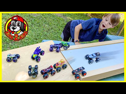 Monster Jam Vs Hot Wheels Monster Trucks Backyard Race - SUPER LONG OUTDOOR TRACK
