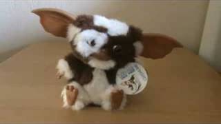 peluche mogwai qui chante