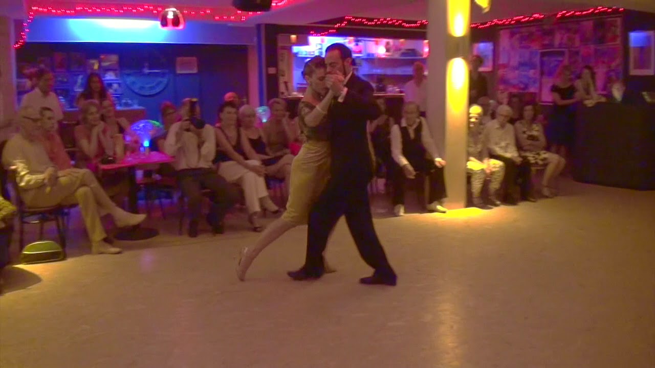 Démonstration Gisela PASSI et Rodrigo RUFINO. La Yumba-Osvaldo Pugliese.