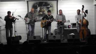 Lonesome River Band - Stray Dogs & Alley Cats