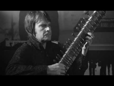 Fuzz Club Session: Helicon - The Sun Also Rises