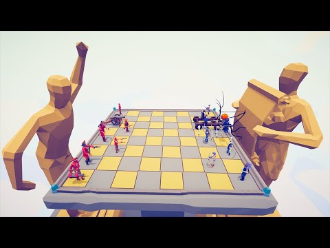 PIRATE TEAM vs SPOOKY TEAM - Chess Board ♟️ | Totally Accurate Battle Simulator TABS