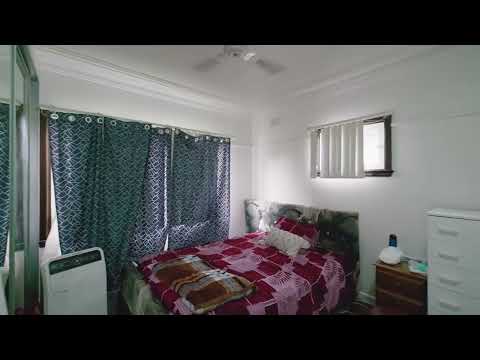 220 Waterloo Road, Greenacre, NSW 2190, 5房, 3浴, House