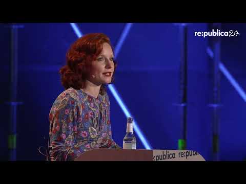 re:publica 2024: Teresa Bücker - Zeitgerechtigkeit ist keine Utopie [english translation]