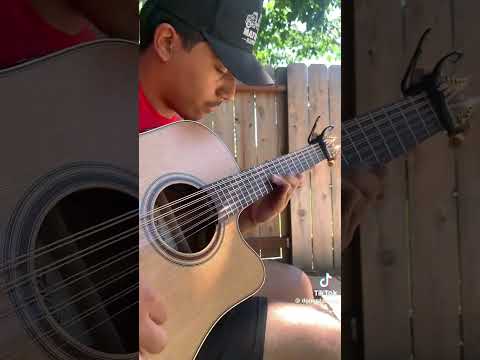 Ella Baila Sola 🎸🎶🇲🇽 al estilo de Ángel Aispuro #repost #ellabailasola #requinto #pesopluma