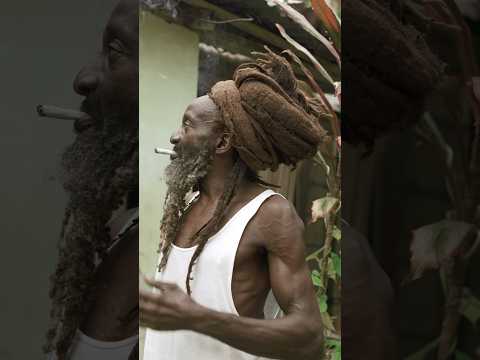100 Year Old Rastaman 😳 #bobmarley #rastafari #rasta #jamaica #jamaica #100yearsold #music #reggae