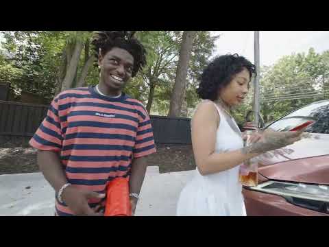 Kodak Black outside with KTB Lil Crix Emoney VVsnce Hanging talking sh*t cracking up