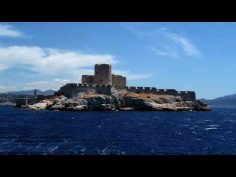 Doteky tvých řas, interpretace písně z muzikálu Monte Cristo