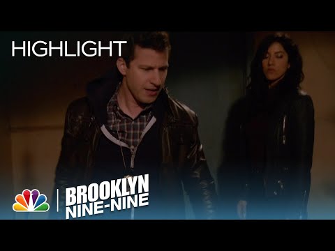 Brooklyn Nine-Nine - Adrian Gets in Character to Be Beaten Up (Episode Highlight)