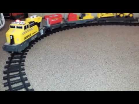 Caterpillar Construction Express Fleet Farm 2012