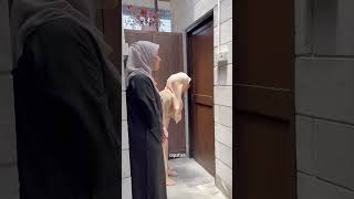 Download lagu BERAK BATU- Bila satu satu je toilet yang ada, member pulak tak tahan, boleh carik gadooo oiii. mp3 Download lagu BERAK BATU- Bila satu satu je toilet yang ada, member pulak tak tahan, boleh carik gadooo oiii. mp3