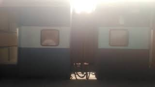 preview picture of video '{IRFCA} WAP_4 Amritsar to kanpur central Kanpur superfast Express'
