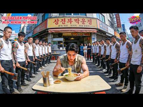 Hidden War King Slurping Street Noodles—Thugs Mock Him, One Move Cripples All, Street Goes Wild