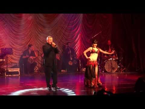 ALIKA HANAN - TONY MOUZAYEK- ANGELES CAYUNAO  2011