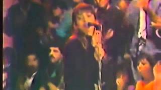 Charly García - Buscando un símbolo de paz (videoclip)