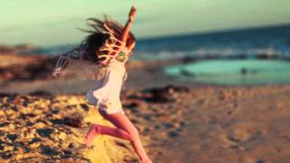 Στο δρόμο (La vita e bella) - Κωστής Μαραβέγιας (Maraveyas Ilegal)