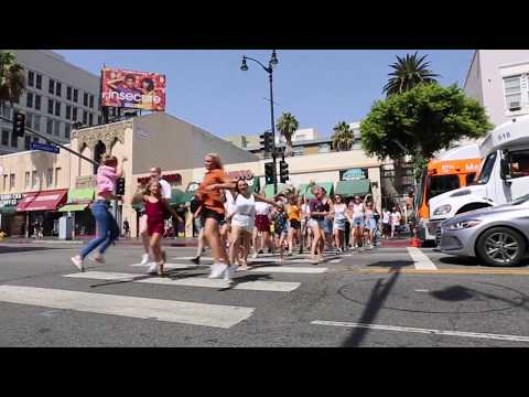 Zurcaroh - Wanna Dance With Everybody