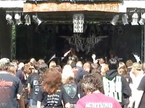 L'estard - Confessions of a Bullet (live at Boarstream Open Air 2009)