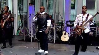 Boyz II Men perform 'Diamond Eyes'