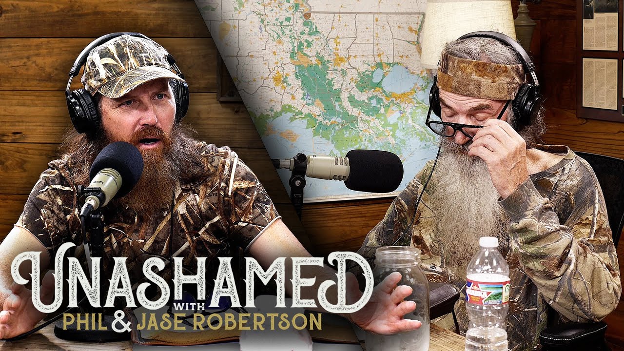 Ep 759 | Phil Can’t Wrap His Head Around Zombie Movies & Jase Converts a Racist to Jesus