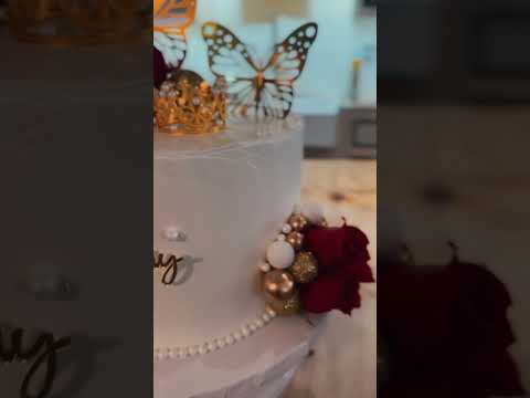 I truly enjoy making all my kids birthday cakes 🎂🎈❤️☺️  #birthday #birthdaycake #shorts #fyp #cake