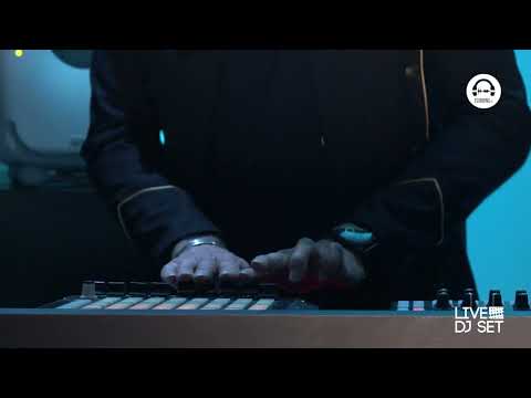 UZUL - LIVESET ON CLUBBING TV - 2022 (Jarring Effects)