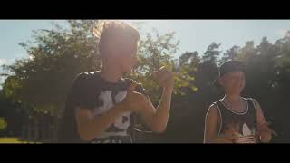 Das Video zu 'ELEKTRISK' (jetzt ansehen) Das Video zu 'ELEKTRISK' (jetzt ansehen)