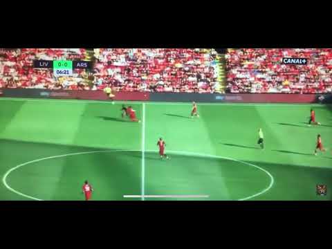 Nicolas pepe dribble virgil van dijk !!! 😱