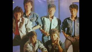 Download lagu EKAMATRA-DISINI KASIHKU ABADI mp3