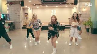 HyunA(현아) - &#39;어때? (How&#39;s this?)&#39; Choreography Practice Video