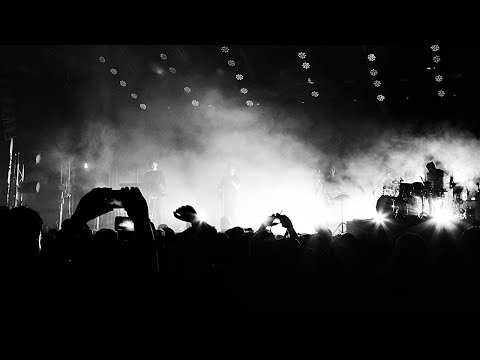 alt-J - Hunger of the Pine (Live at Eichenring, Scheeßel, Germany, 2015)