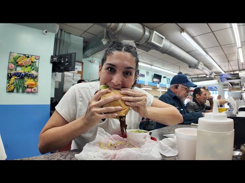 Only Locals Know About This Seafood Spot in Hialeah, Miami!