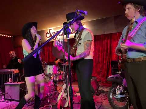 Nikki Lane, “First High” Live in Austin