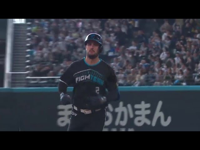 【4回裏】4番も続いた!! ファイターズ・マルティネス 2者連続となるソロホームラン!!  2024年4月21日 北海道日本ハムファイターズ 対 千葉ロッテマリーンズ