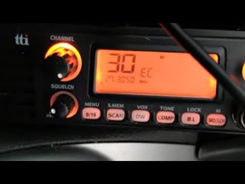 Tti tcb1100 front speaker multi band CB radio