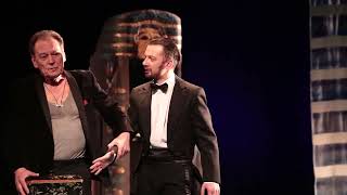 «Великая магия»: николаевцам показали спектакль о страстях, страхах и личном счастье (фото, видео)