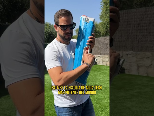 Vídeo relacionado con Tecnock Pistolas de Agua eléctricas para niños y Adultos, Pistola de Agua Recargable automática con Boca Luminosa, Alcance, Pistolas de pulverización a batería para Piscina, Playa y jardín