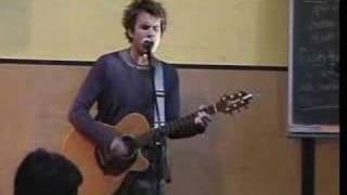 Howie Day - 01 - Sorry, So Sorry - Live 07-26-2001