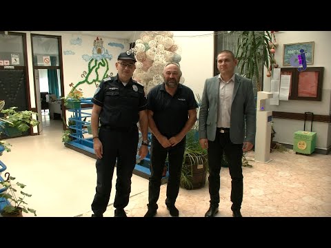 Načelnici Policijskih stanica Lebane, Bojnik i Medveđa obišli škole