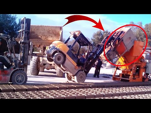 25 Extremely Dangerous Truck & Car Driving Fails - Forklift Idiots, Excavators Disaster Compilation