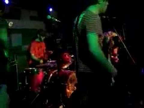 Meneguar - Hands Off (Live in Cambridge 04/10/07)