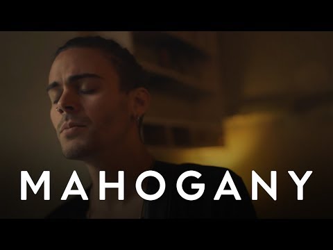Alex Vargas - Solid Ground | Mahogany Session