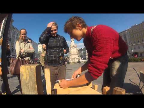 Guerilla Stampflehmbank Hauptplatz Linz - baustelle demokratie
