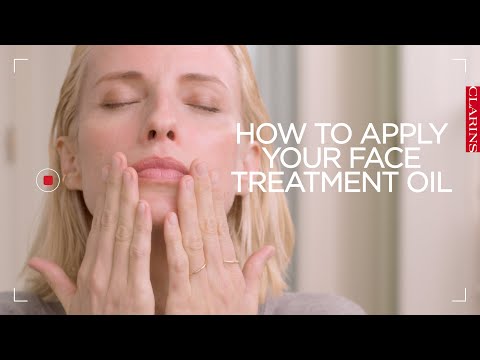 Clarins veido priežiūros aliejus Santal veido aliejus moterims, 30 ml video