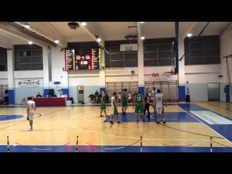 Posal Sesto - Ebro Basket 66-75, azioni e canestri