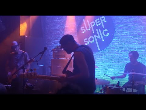 WSM   04/11/22   Paris, Supersonic