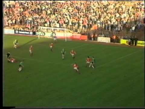 1987-11-14 Swindon Town vs Plymouth Argyle