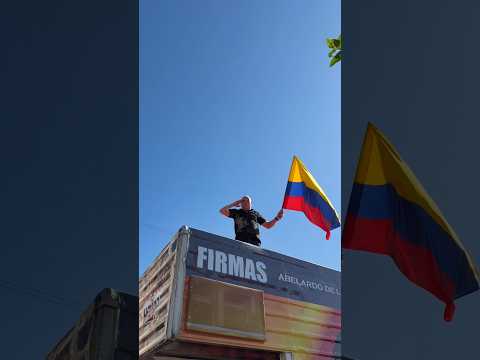 Bolivar y Cartagena le entregan más de 300mil firmas a #AbelardoPresidente en La Caravana del Tigre🐅